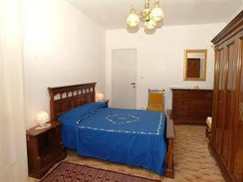 Aloe B&B Алгеро Екстериор снимка